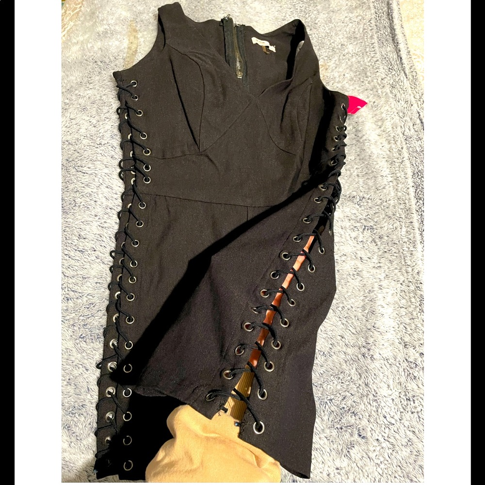 Shorts, jumper, crisscross sides